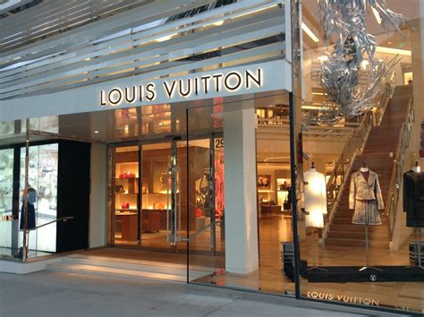 louis vuitton outlet online 70 off sale|Louis Vuitton factory outlet locations.